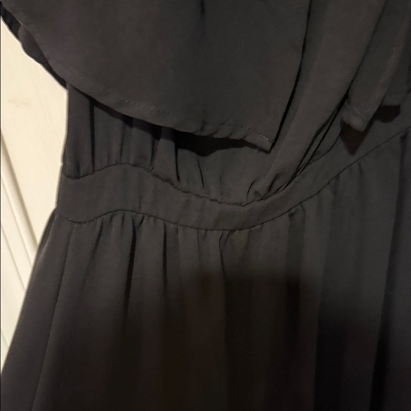 Elegant Black Maxi Dress - Picture 5 of 8